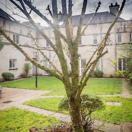 No 4 Old Manor *
